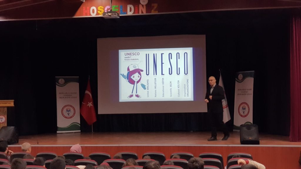 Bu eğitim bambaşka!