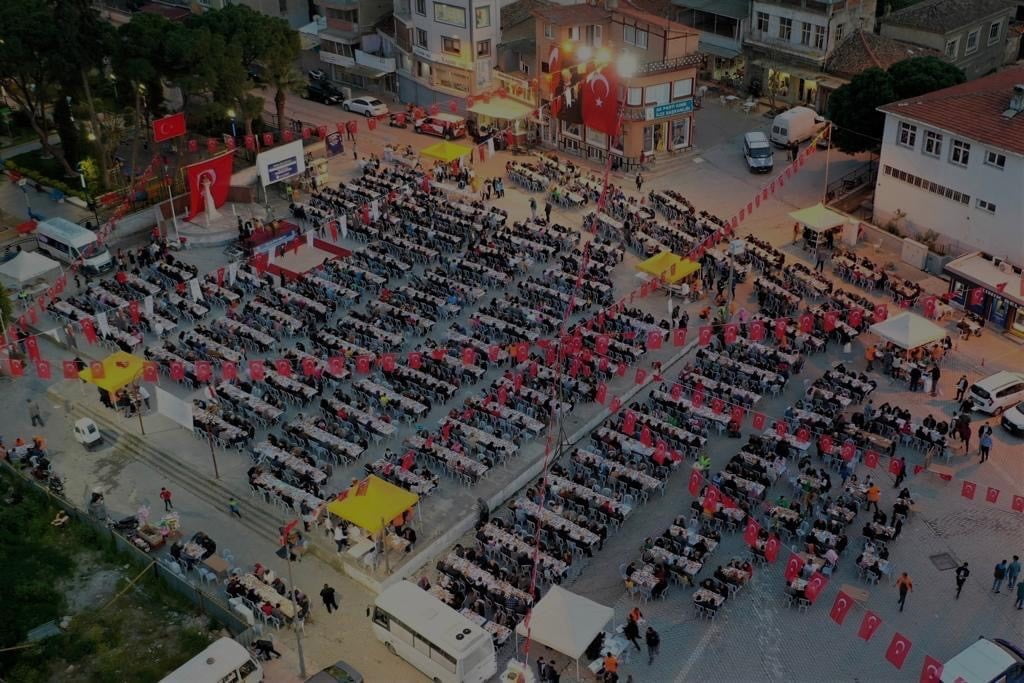 Kınık’ta Hamza Dağ ile kent iftarı gerçekleşti