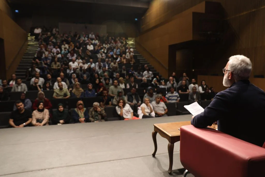 Bergama’da “İstanbul’un Fethi” konulu konferans
