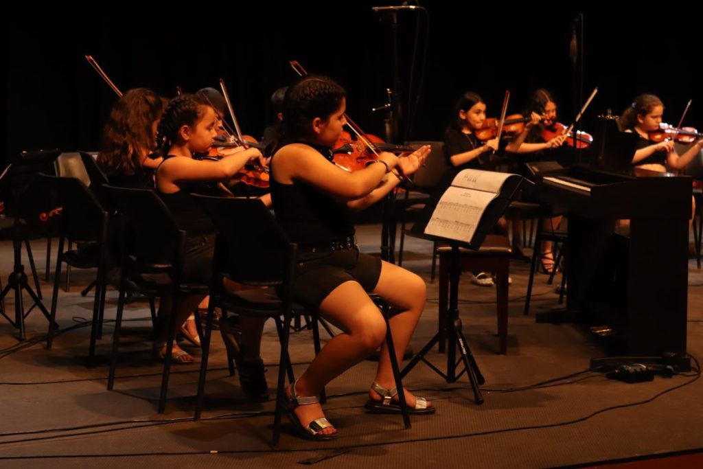 YAŞAM BOYU KURSİYERLERİ HÜNERLERİNİ GÖSTERDİ