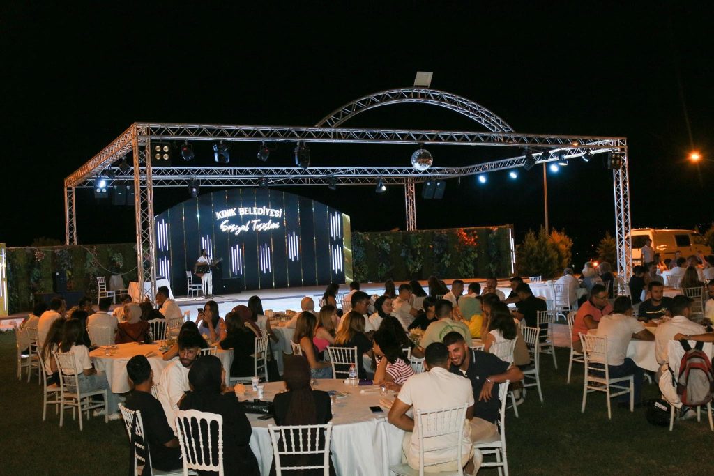 Kınık Belediyesi SAYEM ile kazanan LYS yıldızları belli oldu