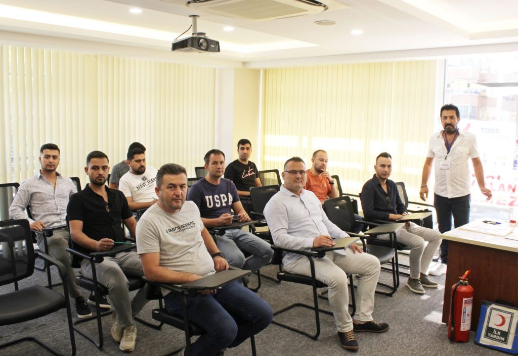 Berto’da Oto Alım-Satım Mesleki Yeterlilik Belgesi Sınavı Yapıldı