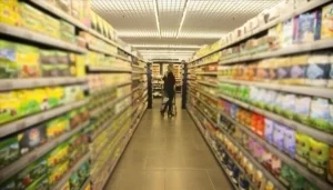 Zincir marketlerden “indirim” mobilyacılardan “zam yapmama” kararı