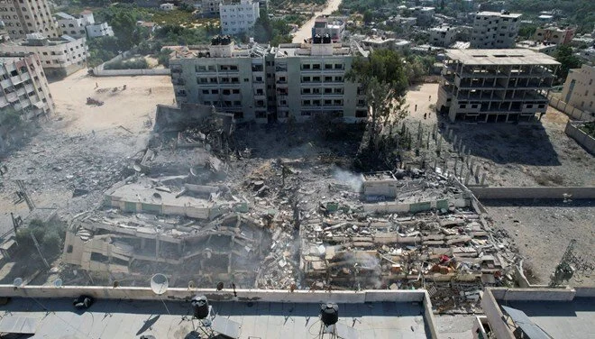 İsrail’in Gazze’ye düzenlediği saldırılarda 5 bin 500 bina tamamen yıkıldı
