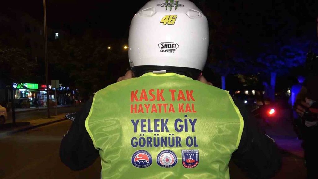 Motosiklet sürücülerine koruma gözlüğü zorunluluğu getirildi