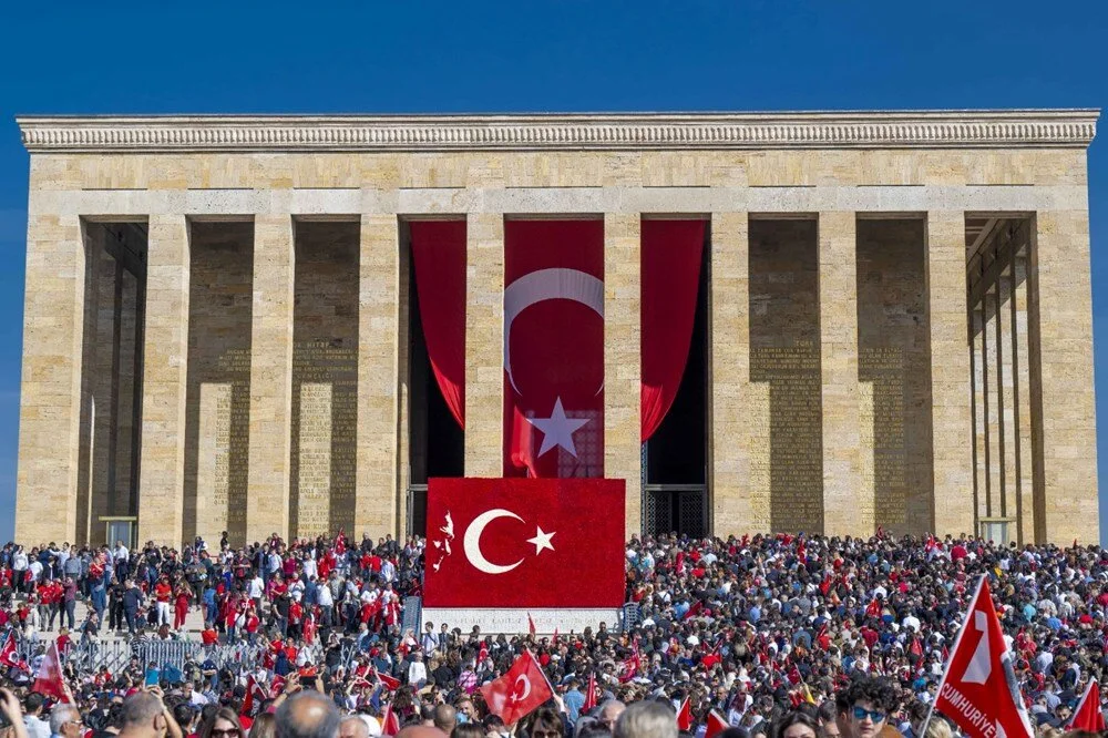 Cumhuriyet’in 100’üncü yılında Anıtkabir’de rekor