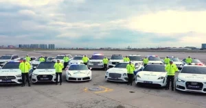 Suç örgütlerinden ele geçirilen lüks araçlar emniyete verildi