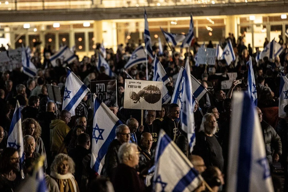 Netanyahu karşıtları sokakta: İsraillilerden erken seçim talebi