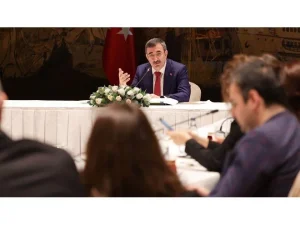 Cumhurbaşkanı Yardımcısı Yılmaz’dan emekliye zam açıklaması