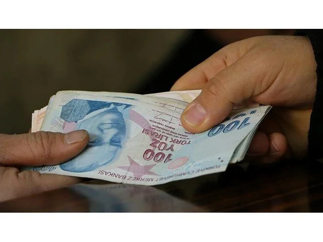 TÜRK-İŞ kamu işçisine ek zam talebini Bakan Işıkhan’a iletti