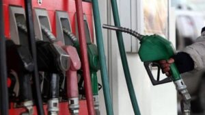Alkollü içki ve akaryakıta yüzde 25,6 ÖTV zammı! Benzin 38 lirayı, motorin 40 lirayı aşacak