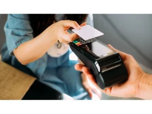 Perakende sektöründen kredi kartı çağrısı: Vatandaş zor durumda kalır