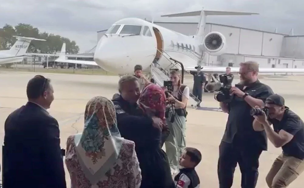 İlk Türk astronot Alper Gezeravcı ailesiyle buluştu