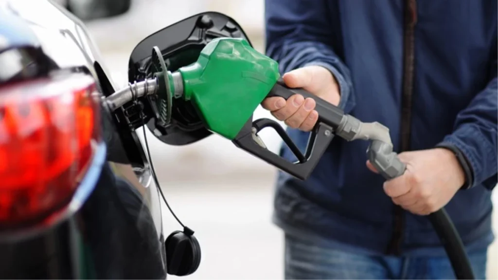 Akaryakıtta dev zam!