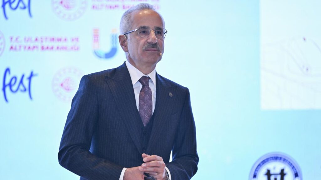 Bakan Uraloğlu: 2026’da 5G’ye geçeceğiz