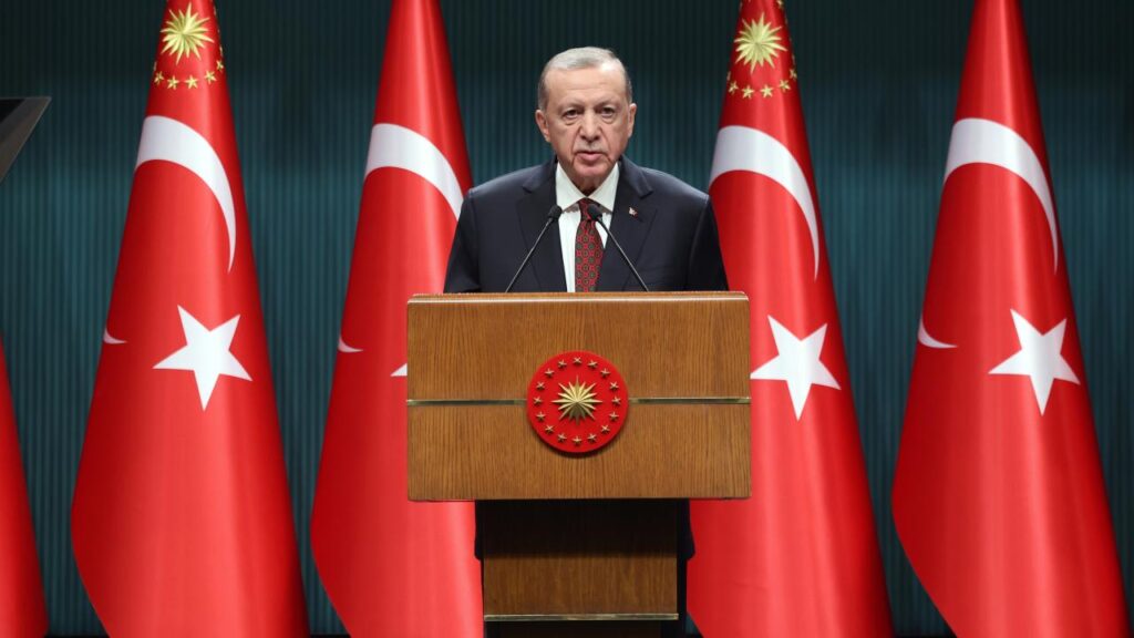 Cumhurbaşkanı Erdoğan: Hedef yıl sonuna kadar 200 bin konut vermek
