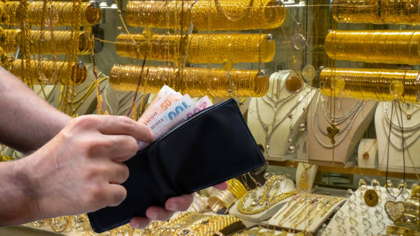 Dev bankadan yeni altın tahmini: “Piyasa aşırı heyecanlı”