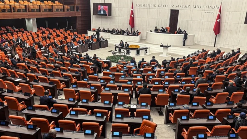 TBMM’de görüşmeleri süren 8. Yargı Paketi’nin ilk 16 maddesi kabul edildi