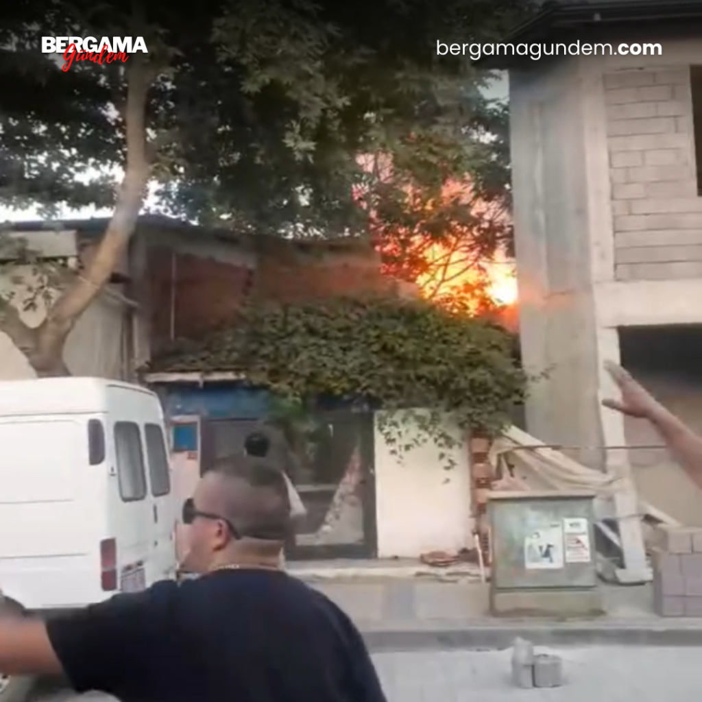 İnönü Caddesi’nde Yangın: Eski Ev Alevlere Teslim Oldu