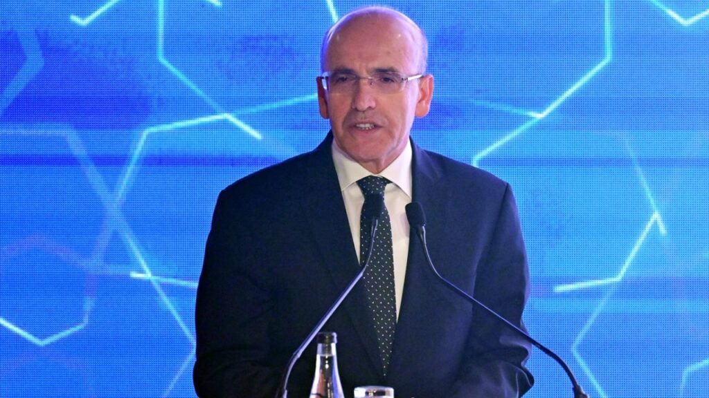 Hazine ve Maliye Bakanı Şimşek’ten enflasyon mesajı: “Program saat gibi çalışıyor”