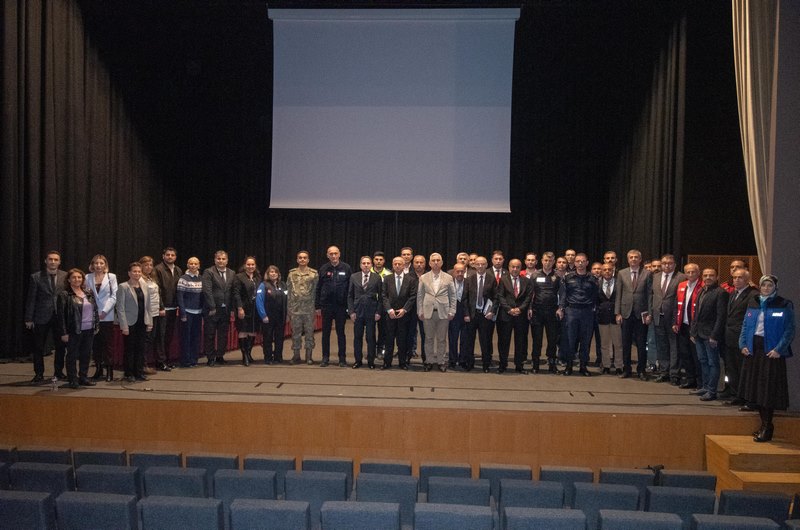 Bergama’da İlçe Afet Müdahale Planı Toplantısı Yapıldı