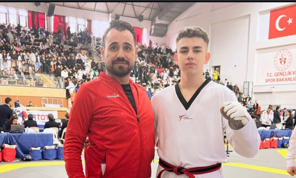 Ayhan Ege Yarar Türkiye Taekwondo Finallerine Yükseldi
