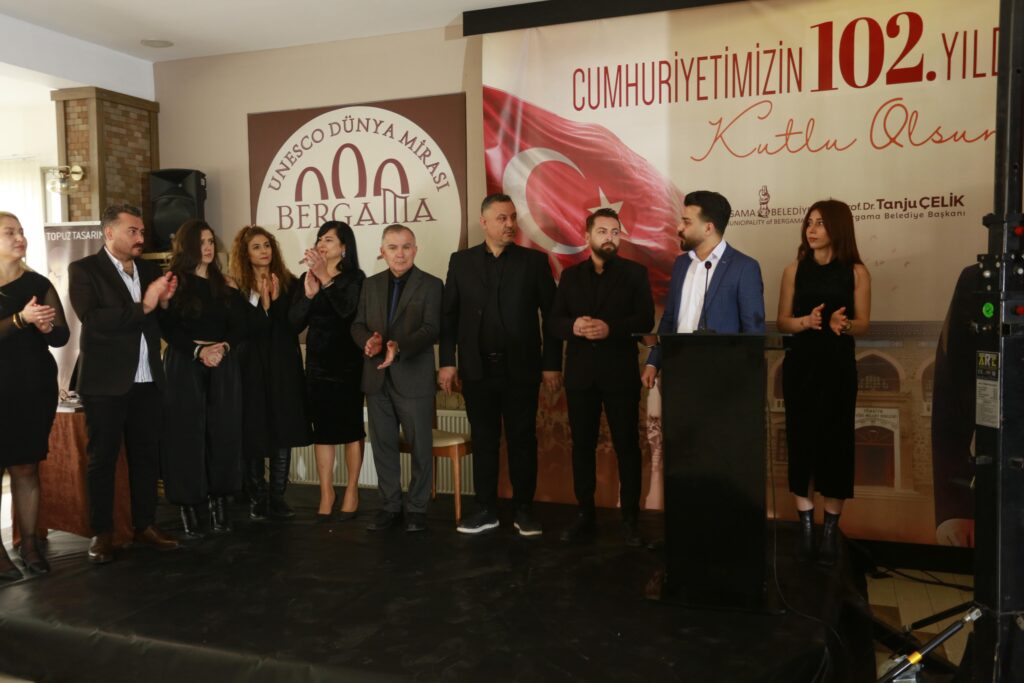 Hüseyin AL’ın Girişimiyle Kadın Kuaförlerine Yönelik Eğitim Bergama’da Tamamlandı